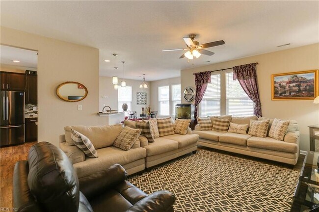 Building Photo - 4061 Ravine Gap Dr