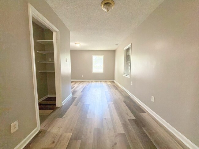 Building Photo - Newly Renovated Home In Whitehaven