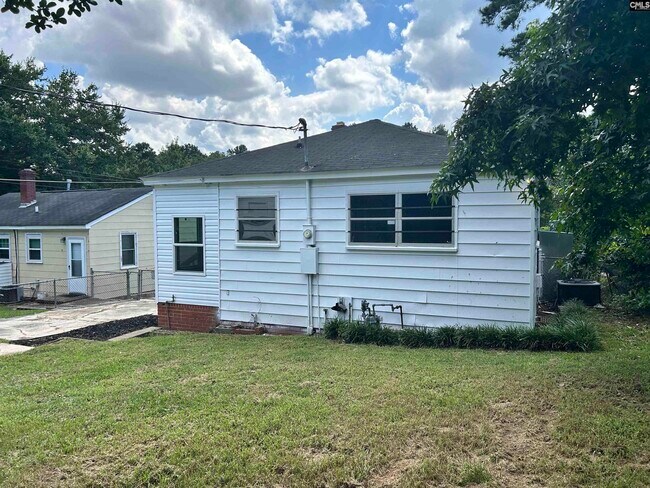 Building Photo - 3908 Gibson St