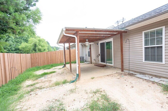 Building Photo - 6053 Sanibel Dr