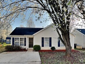 Building Photo - Bright & Easy-Living Home with Vaulted Cei...