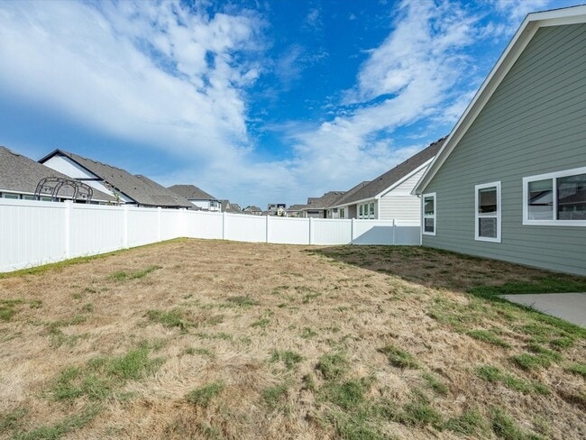 Building Photo - 5937 Revere Dr