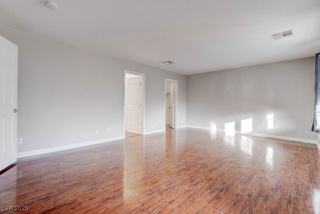 Building Photo - 3637 Pinnate Dr