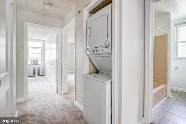 Building Photo - 6120 41st Ave