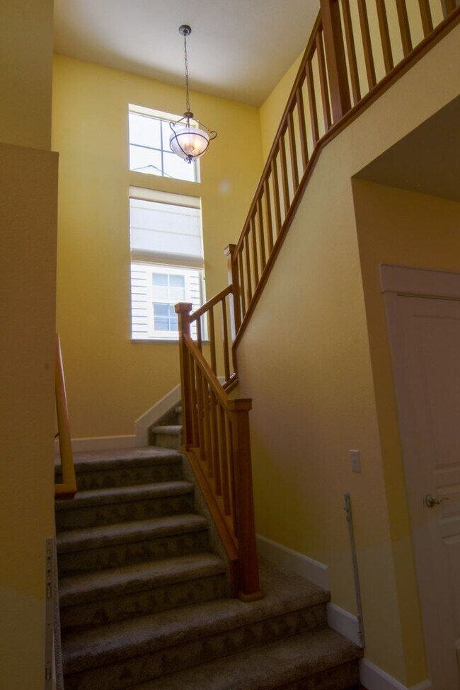 Building Photo - Prime Central Park 5bed/4ba