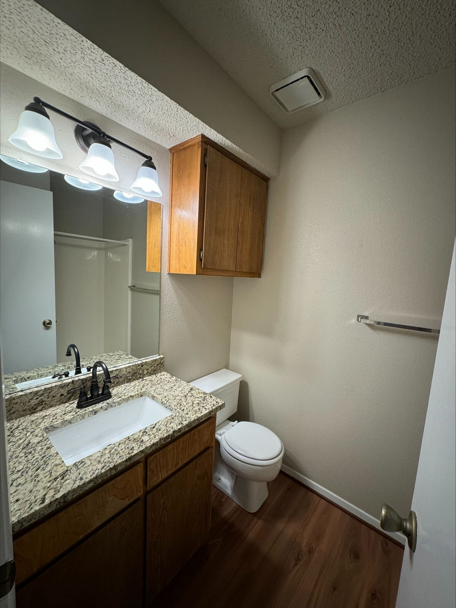 Building Photo - 1227 Dallas Dr