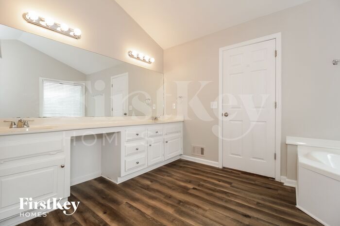 Building Photo - 3751 Mashie Ct