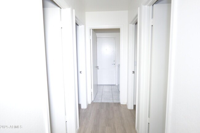 Building Photo - 1321 W Butler Dr