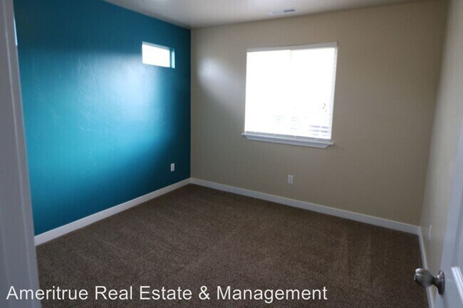 Building Photo - Large 5 Bed 3.5 Bath Home in Lehi Utah!