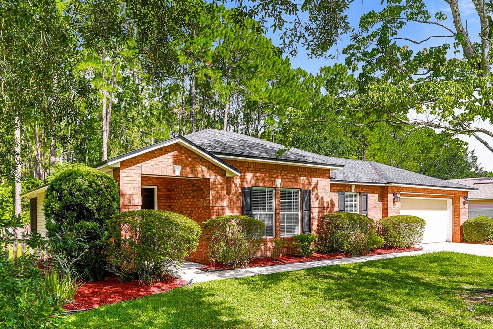 Building Photo - 7068 Beekman Lake Dr