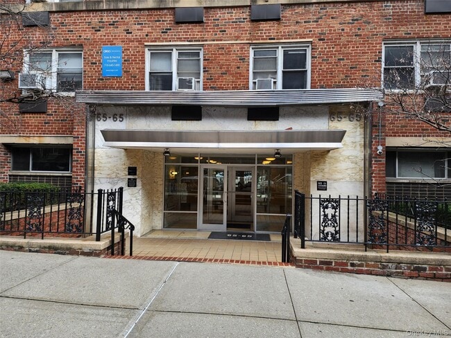 Building Photo - 65-65 Wetherole St