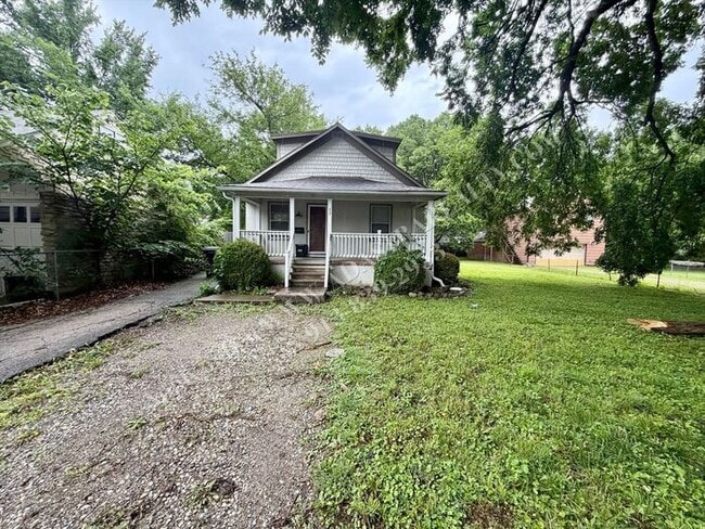 Building Photo - Beautiful Waldo Home-Available NOW!!