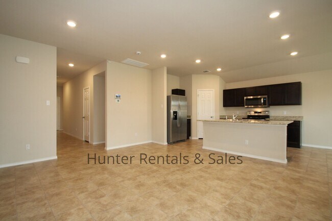 Building Photo - Patriots Ridge