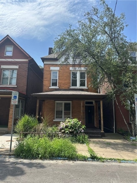 Building Photo - 324 Ophelia St