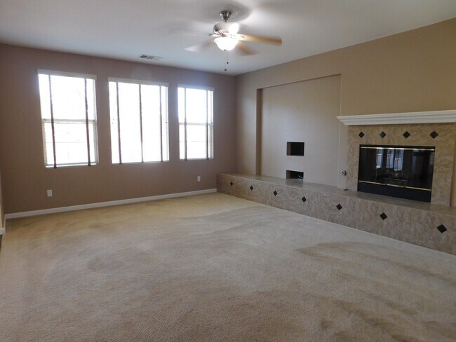 Building Photo - San Marcos 5Br Executive House Avail $6690 TEXT 858-774-1574
