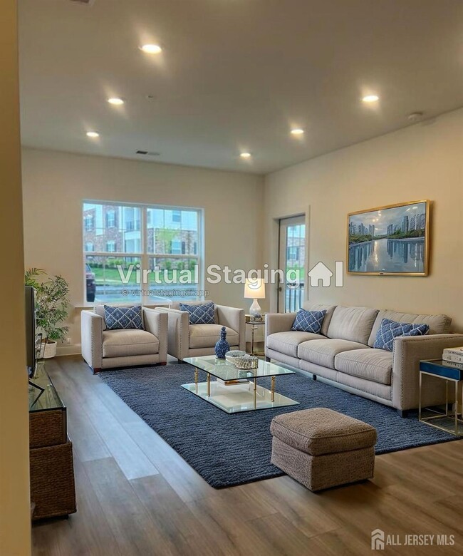 Building Photo - 1015 Vanderbergh Blvd