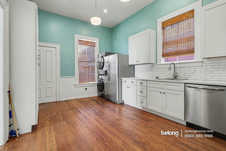 Building Photo - 663 24th St