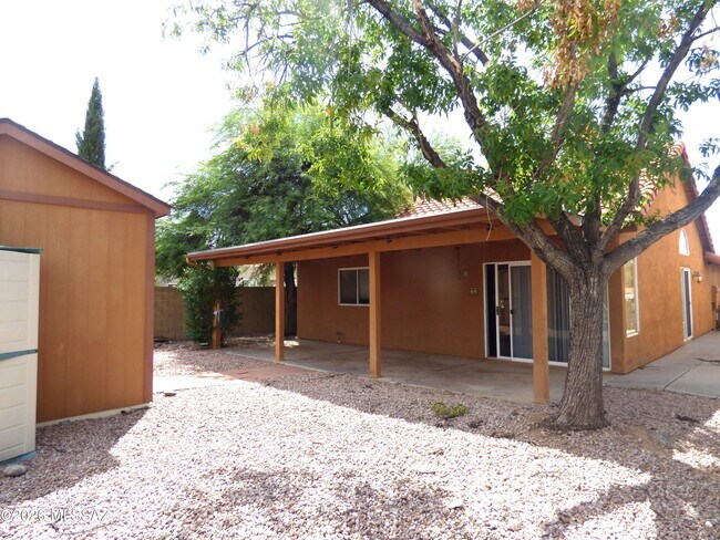 Building Photo - 9500 E Stonehaven Way