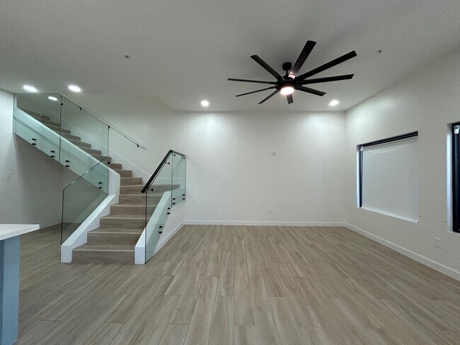 Building Photo - 6317 Krone Ln