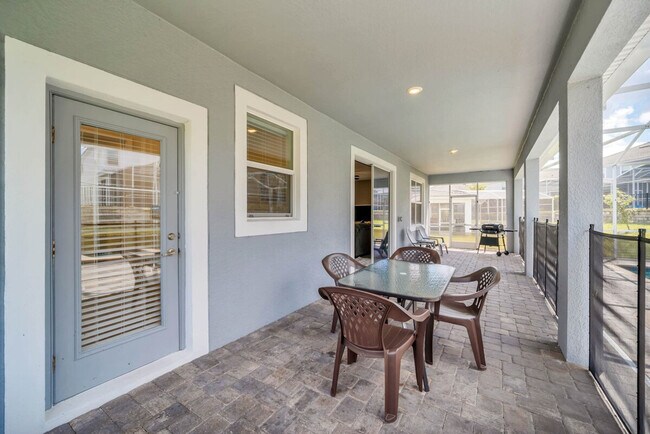 Building Photo - 9032 Stinger Dr