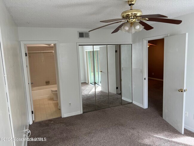 Building Photo - 3036 Sir Hamilton Cir