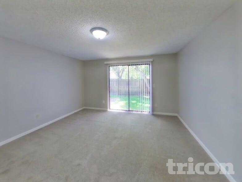 Building Photo - 6656 Alisma Ln