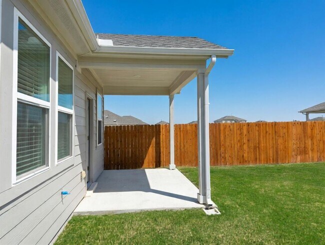 Building Photo - 4002 Wynn Rd