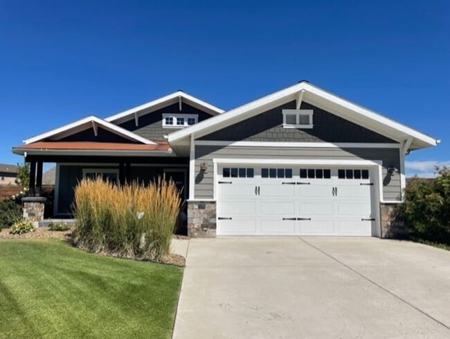 Primary Photo - Custom Built 3 Bed/2 Bath Ranch Style Home!