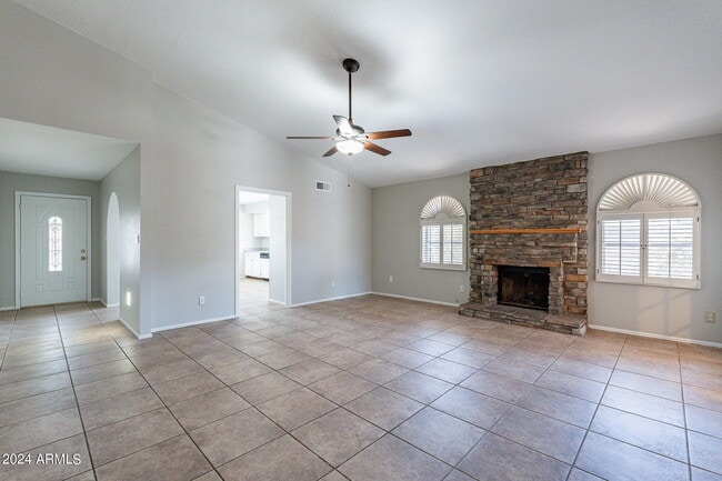 Building Photo - 4315 W Morrow Dr