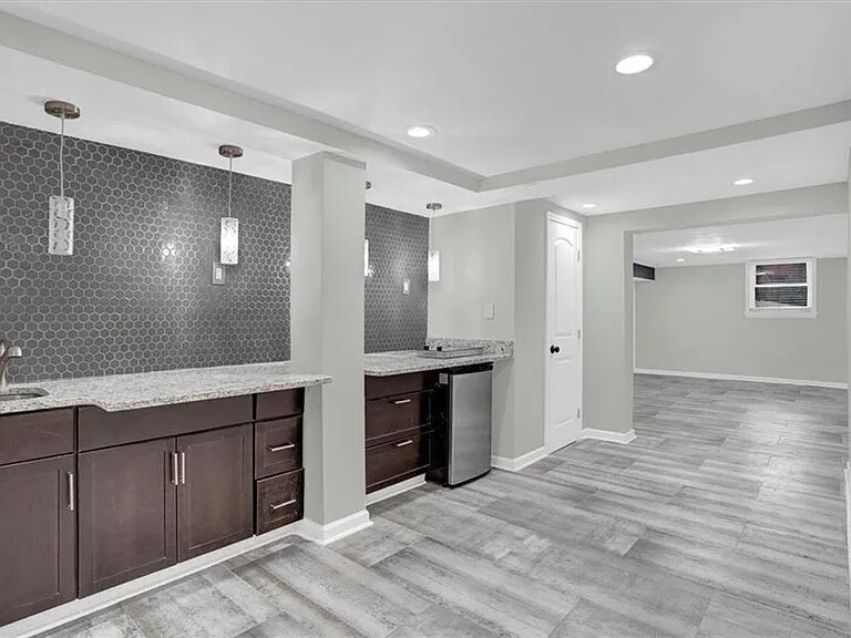 Building Photo - 2248 Farley Ct