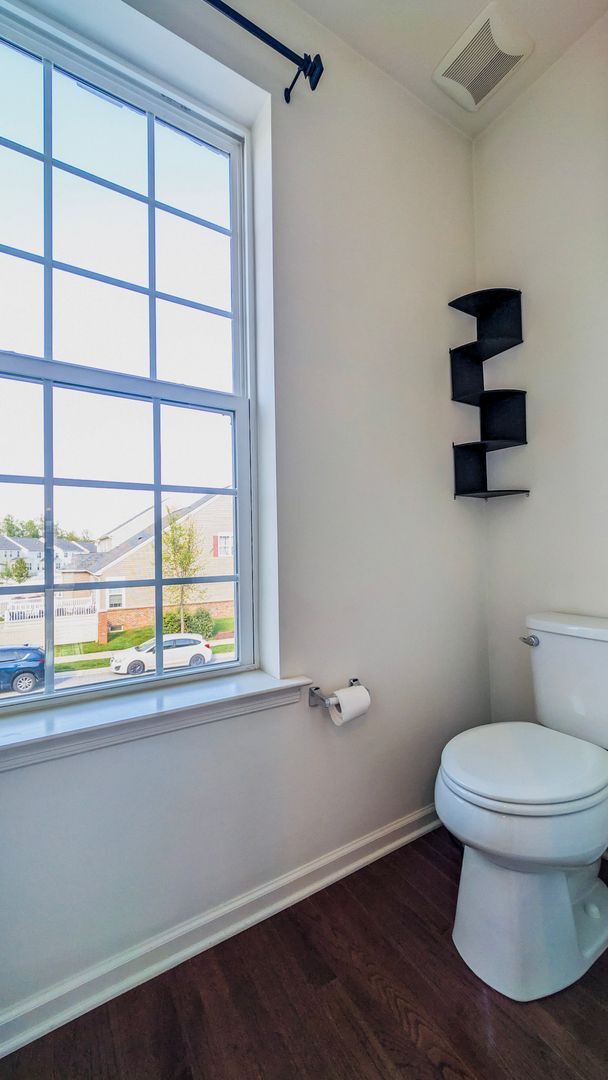 Building Photo - 1006 Windlass Glen Rd