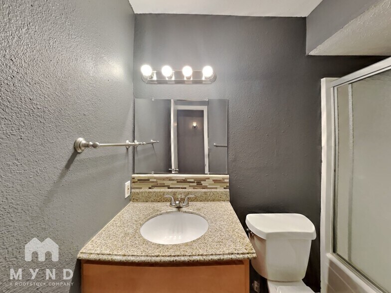 Building Photo - 6702 Fire Hill Dr