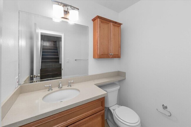 Building Photo - 11260 Overland Ave