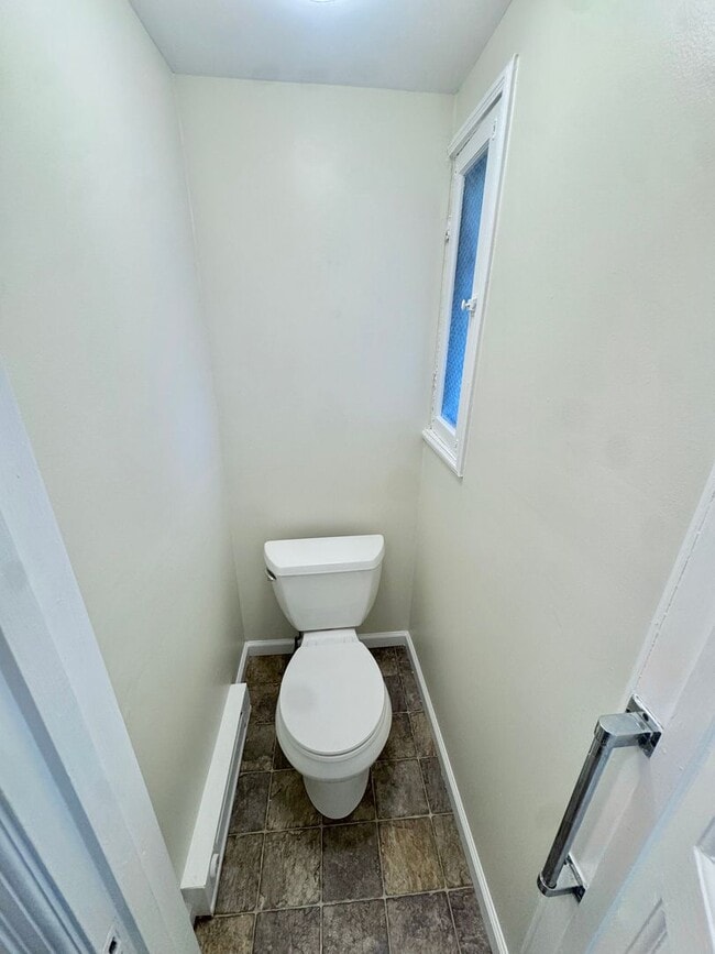 Building Photo - 43 N West Street