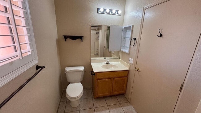 Building Photo - 15138 W Las Brizas Ln