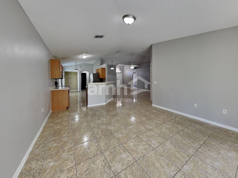 Building Photo - 16918 Corner Hill Ct