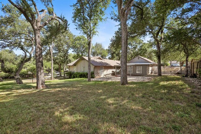 Building Photo - 10903 Mellow Ln