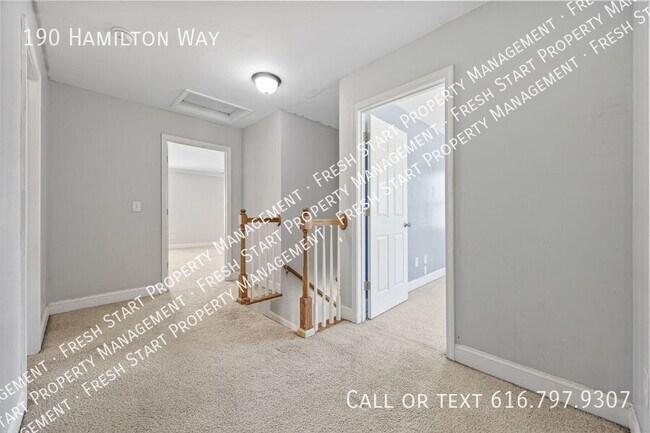 Building Photo - 190 Hamilton Way
