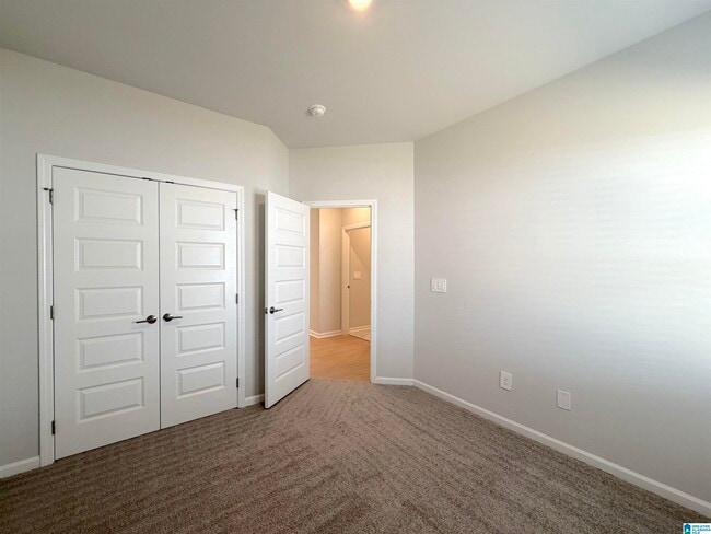 Building Photo - 14707 Mountain Strm Dr