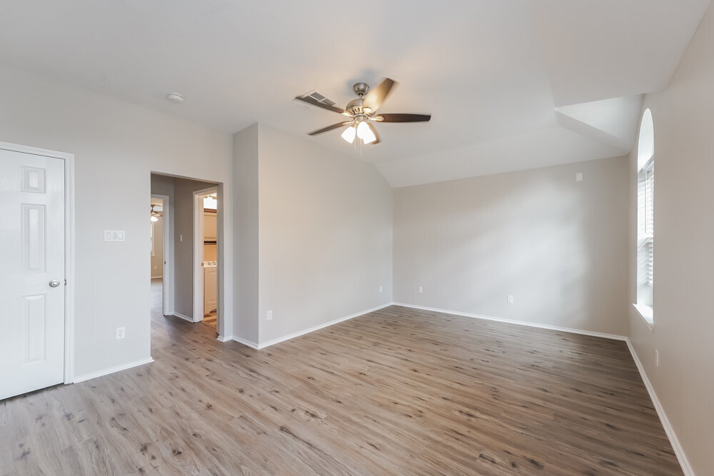 Building Photo - 8907 Aspen Pl Dr