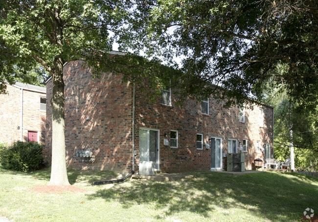 Building Photo - Alington Townhomes