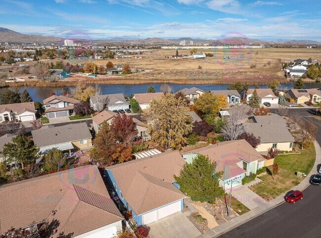 Building Photo - 3059 Creekwood Dr