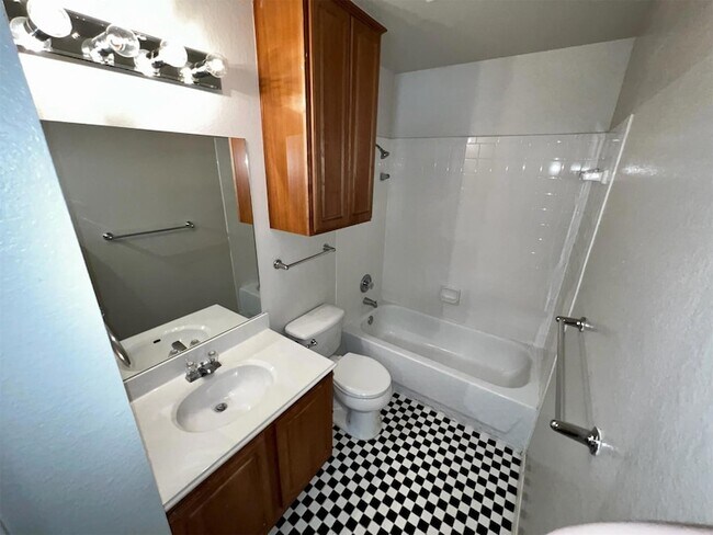 Building Photo - 803 Sable Trail Ct