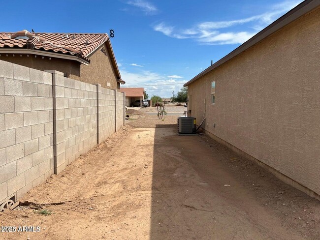 Building Photo - 8500 W Coronado Dr