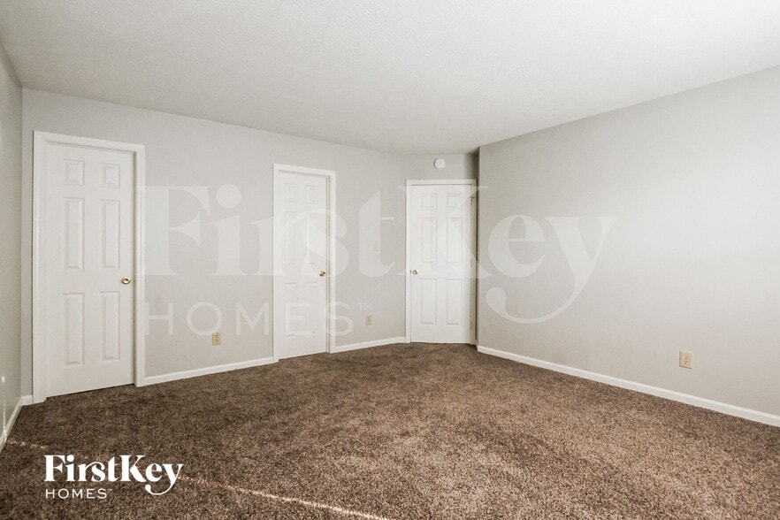 Building Photo - 41 Knoll Ln