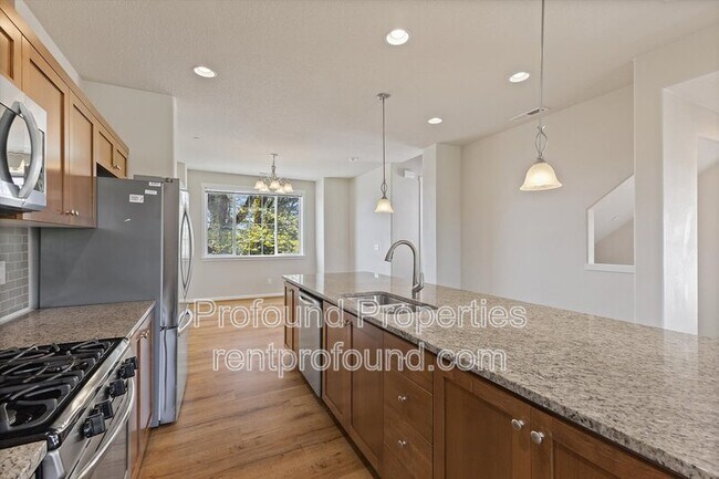 Building Photo - 13086 SW Aubergine Ter