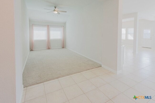 Building Photo - 632 Ridge Meadow Dr