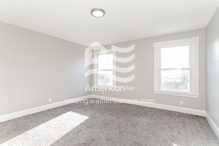 Building Photo - 4503 Decoursey Ave