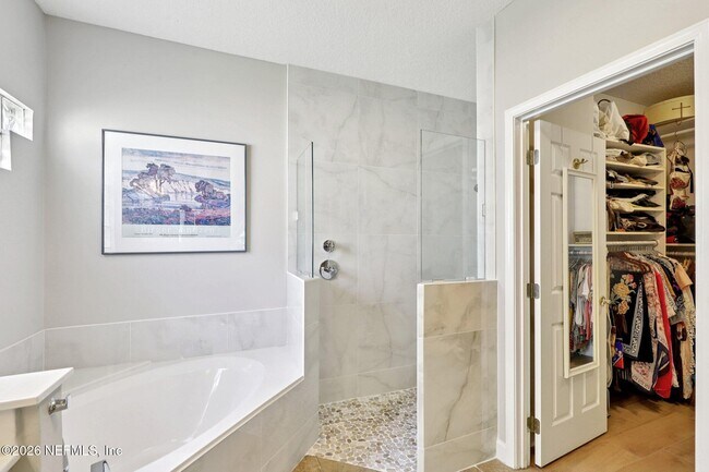 Building Photo - 6534 Burnham Cir