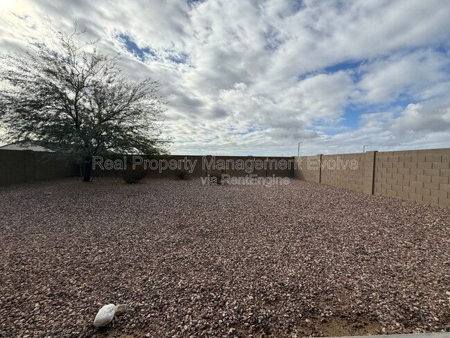 Building Photo - 24631 W Atlanta Ave